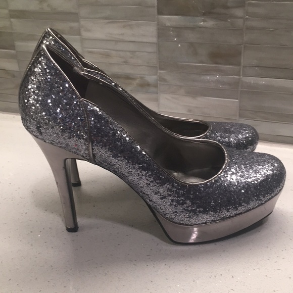 Guess Silver Glitter Heels - Picture 3 of 8